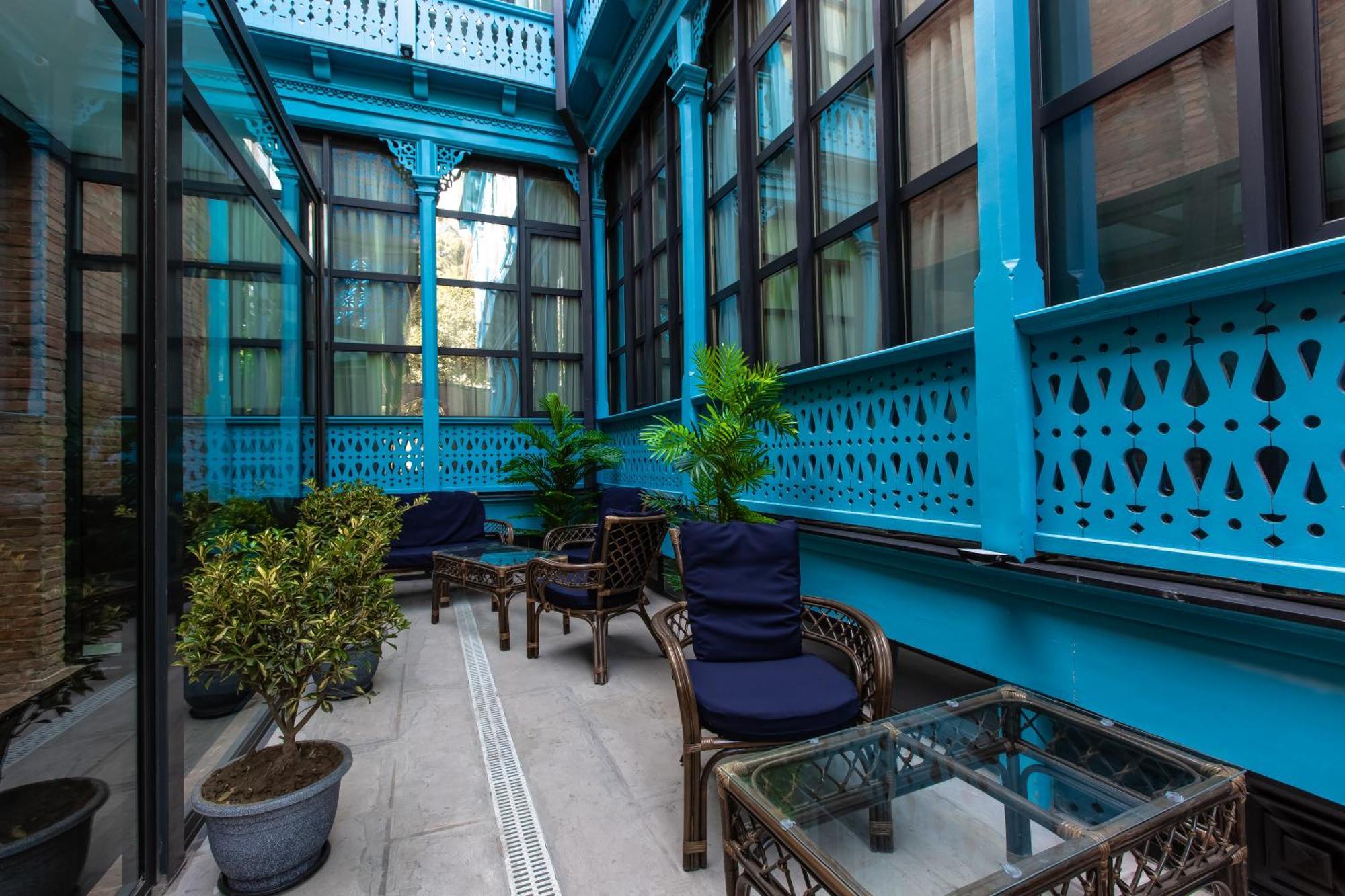 Royal Inn Tbiliszi Kültér fotó