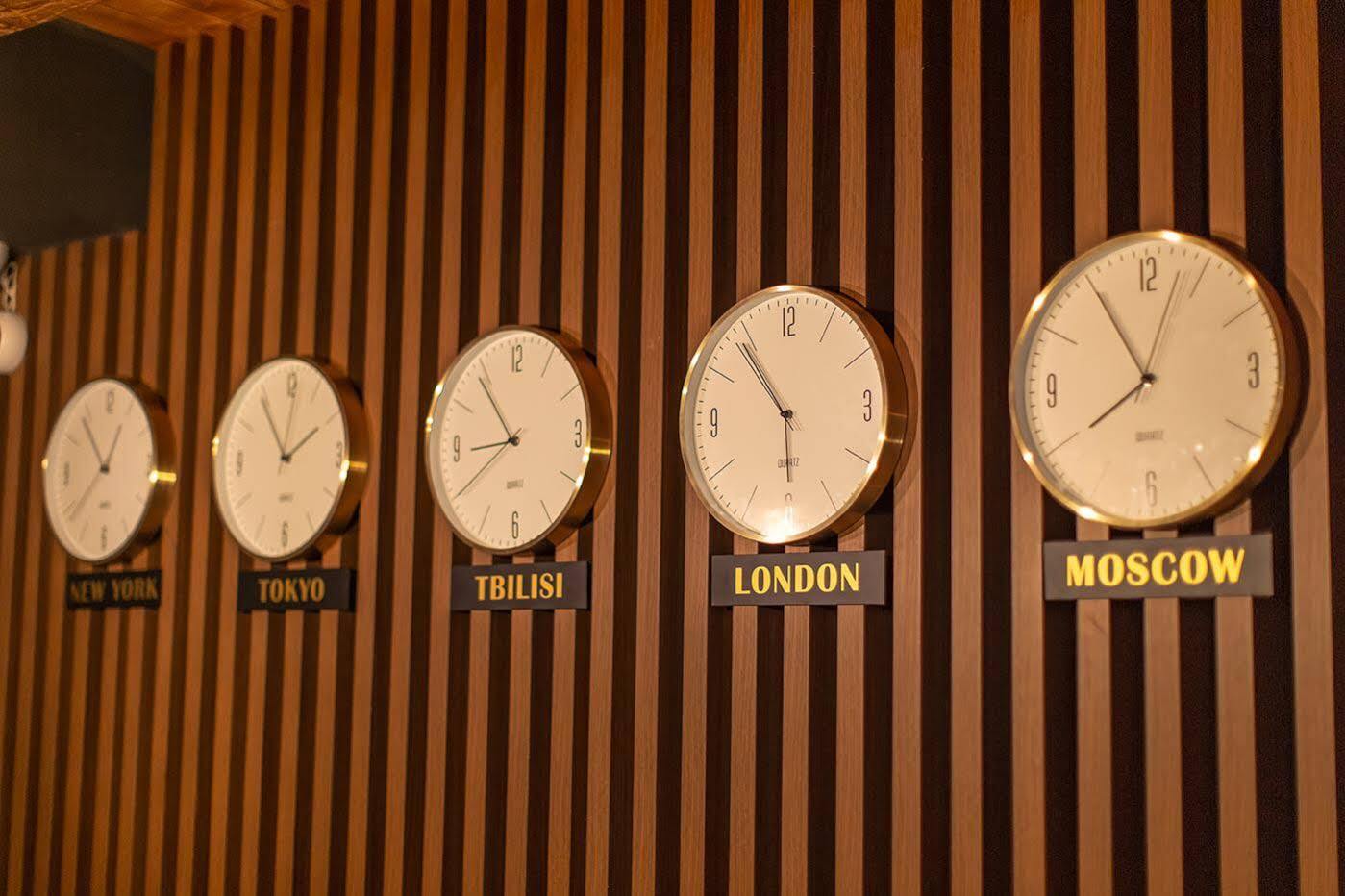 Royal Inn Tbiliszi Kültér fotó