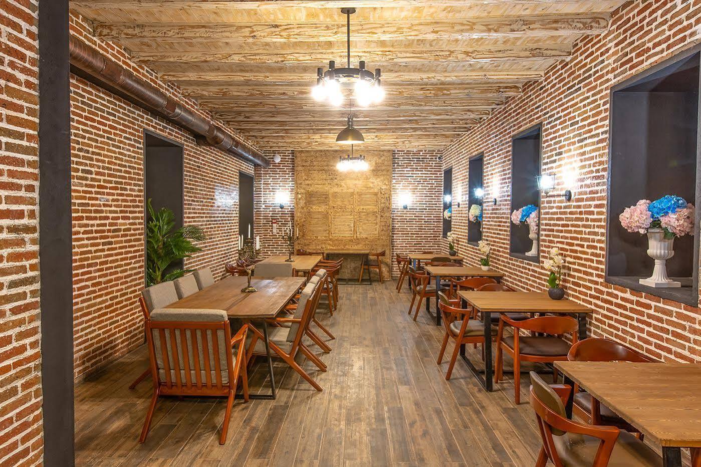 Royal Inn Tbiliszi Kültér fotó