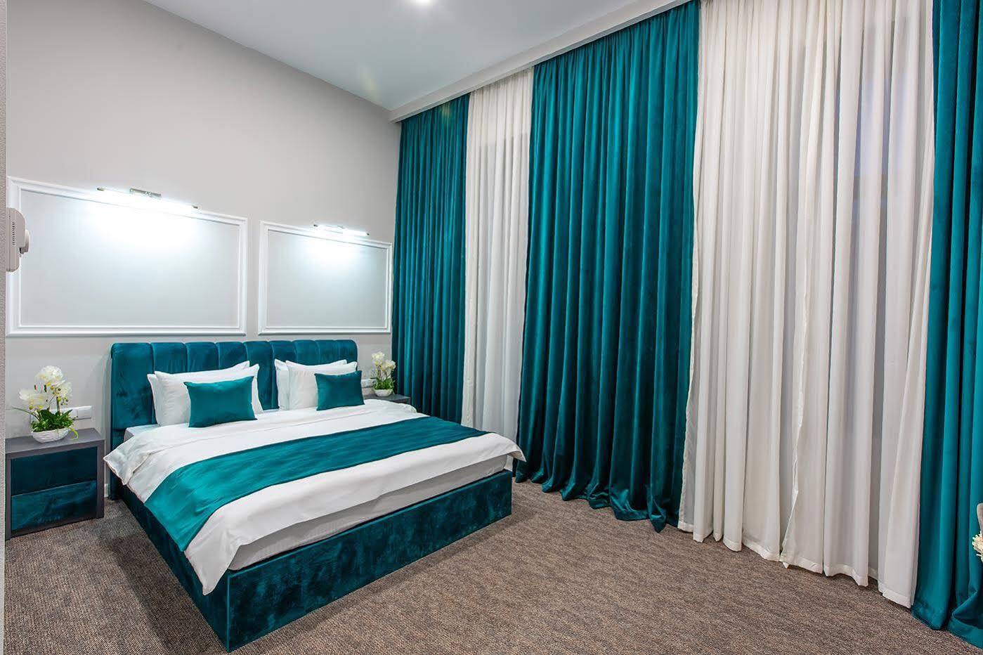 Royal Inn Tbiliszi Kültér fotó