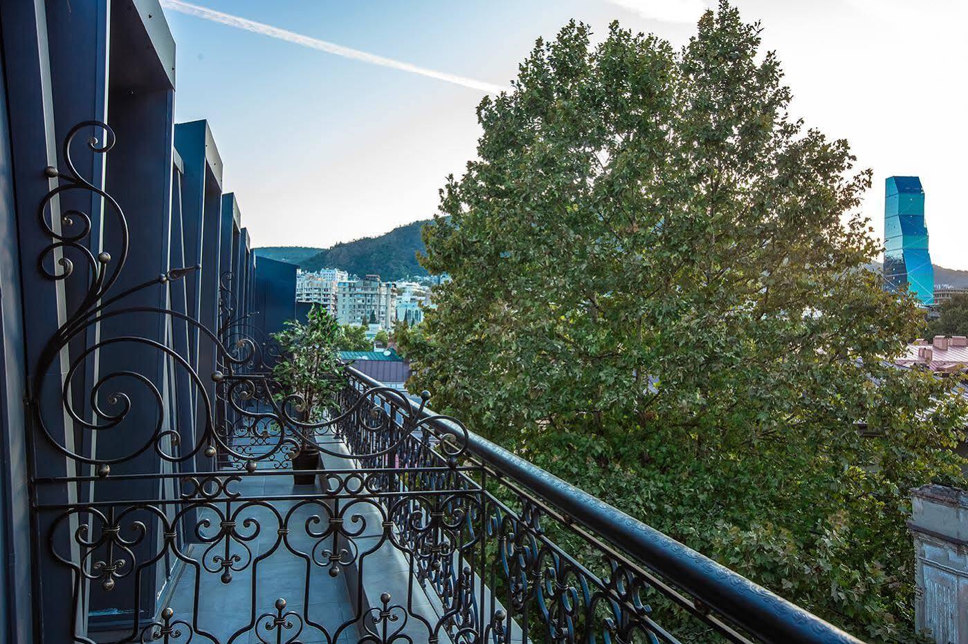 Royal Inn Tbiliszi Kültér fotó
