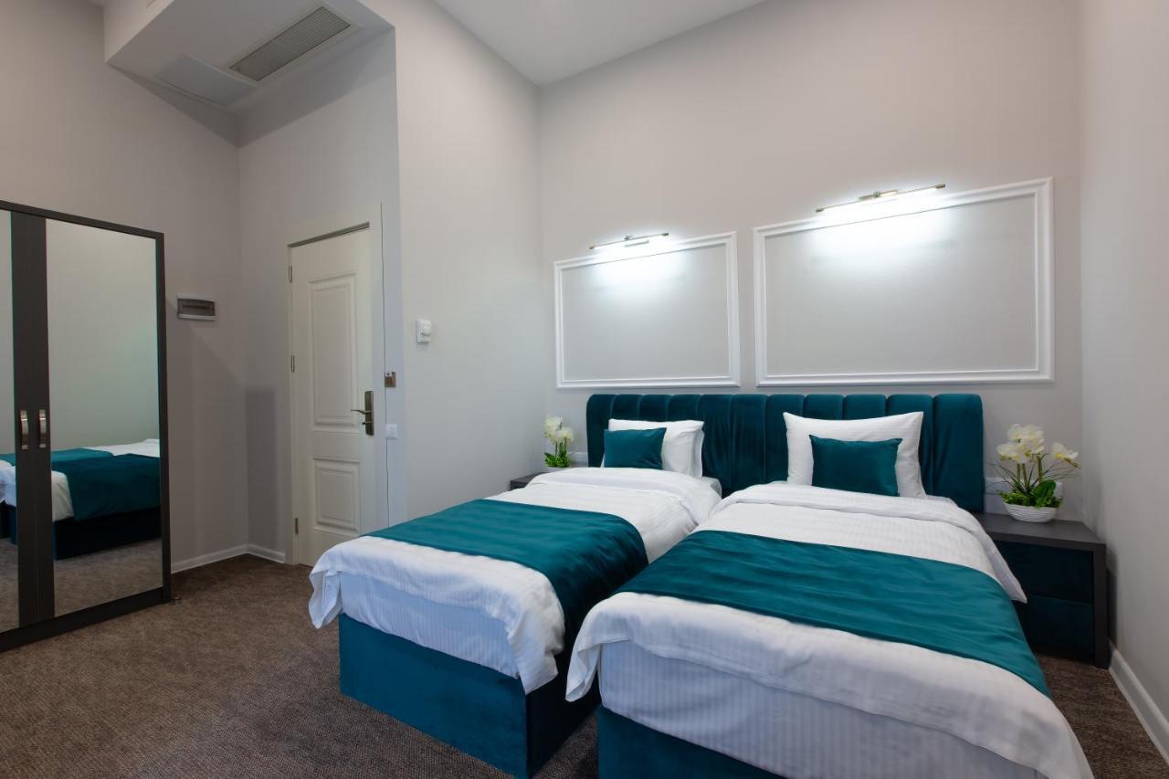 Royal Inn Tbiliszi Kültér fotó