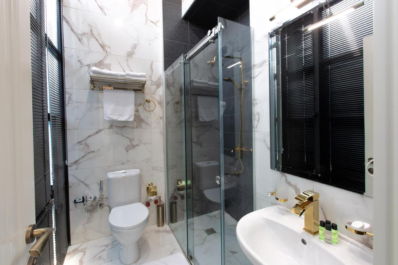 Royal Inn Tbiliszi Kültér fotó