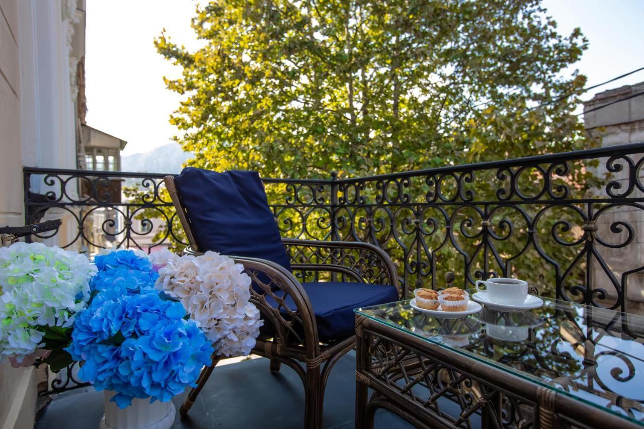 Royal Inn Tbiliszi Kültér fotó